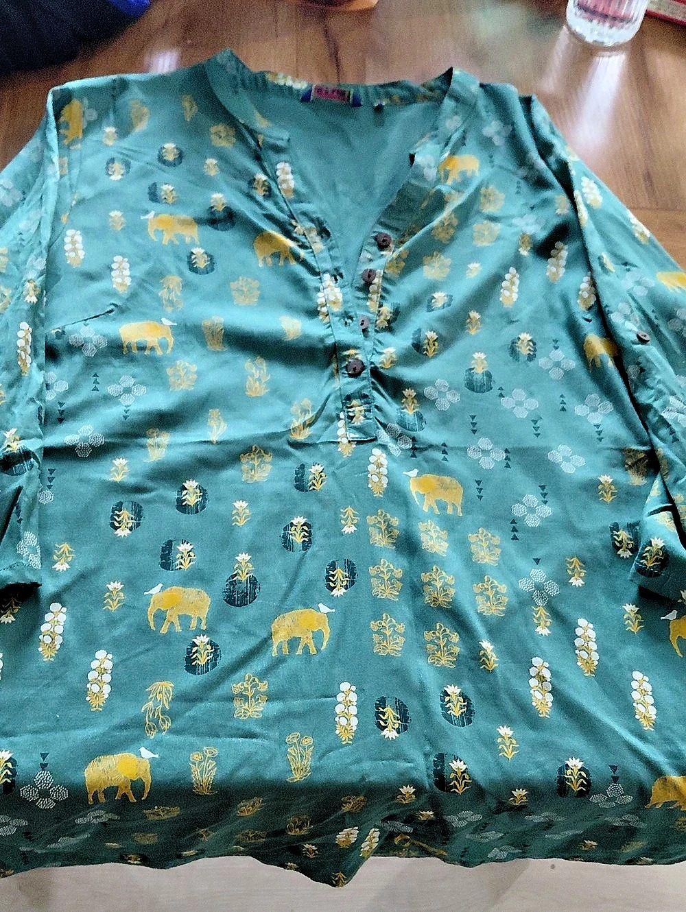 Green & Gold Printed Tunic Akkrill